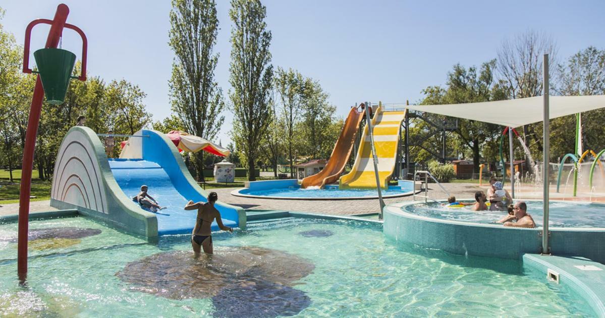 Kids' Paradise House Балатонбоглар Экстерьер фото