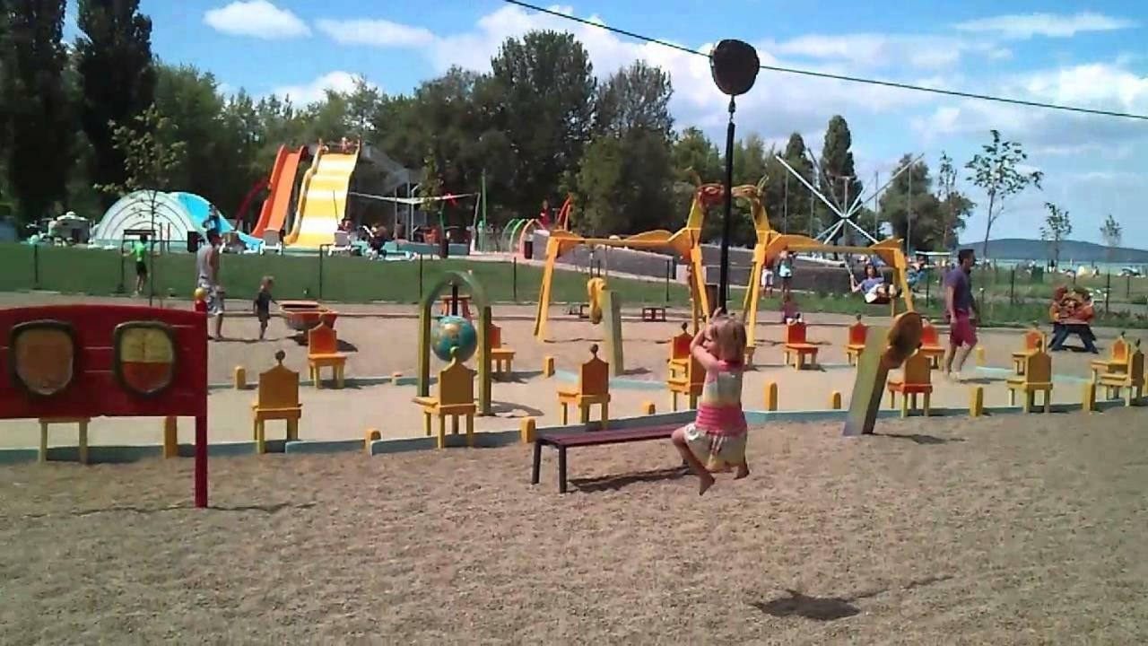 Kids' Paradise House Балатонбоглар Экстерьер фото